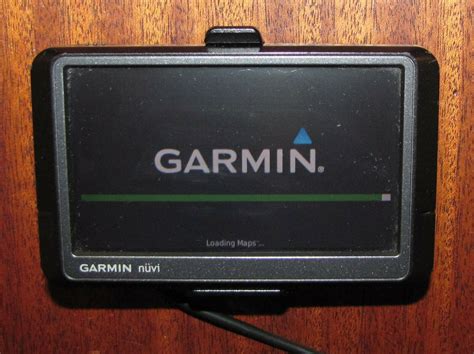 Garmin nüvi 265W Automotive Mountable - GPS Systems