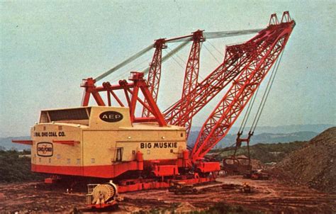 largest dragline in the world - Google Search | Earth moving equipment ...