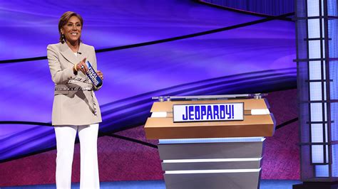 Rating 'Jeopardy' Guest Hosts From Dr. Oz to Mayim Bialik