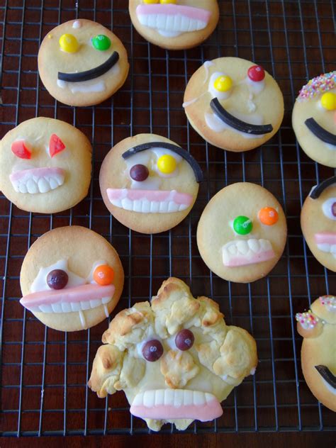 Funny Face Biscuits | Be A Fun Mum