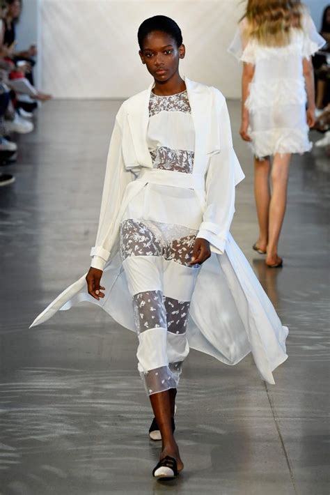 These Black Models Are Making Strides On The Runways of NYFW | Essence ...