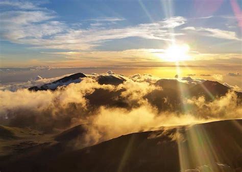 Sunrise at Haleakala – What toExpect Atop Maui's Highest Peak