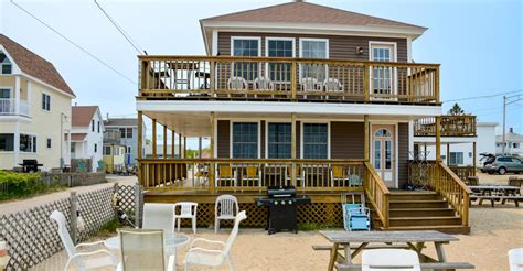 Old Orchard Beach Cottages - Ocean Front Vacation Cottages in Old ...