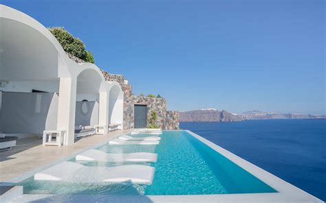 Canaves Oia Suites, Santorini | Fine Hotels + Resorts | Amex Travel BH