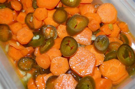 Spicy Pickled Carrots | Cooking Mamas