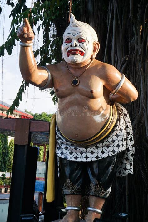 Surakarta, Indonesia - September 1, 2021: Statue of an Indonesian ...