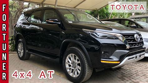 Toyota Fortuner Black