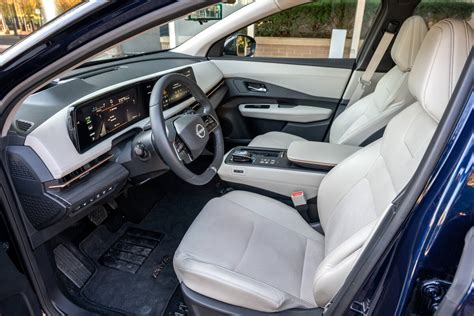 2024 Nissan Ariya: 72 Interior Photos | U.S. News