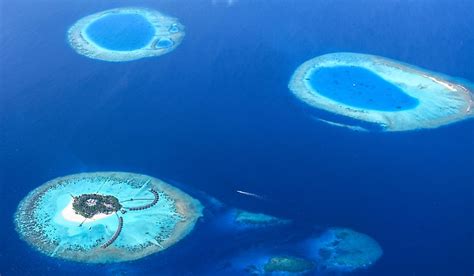 What Is An Atoll? - WorldAtlas