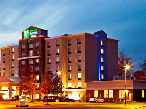 Holiday Inn Express & Suites Columbus - Polaris Parkway Hotel by IHG