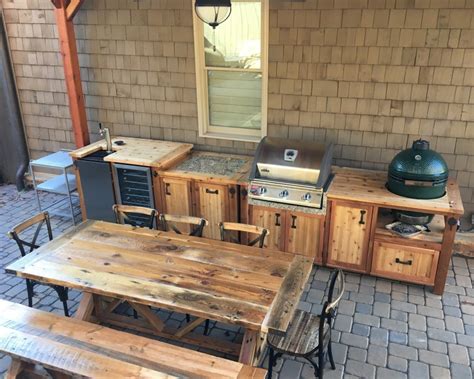 Outdoor Kitchen | Building an Outdoor Kitchen | HouseLogic