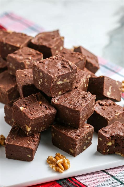 Easy Chocolate Fudge Recipe - Easy Budget Recipes