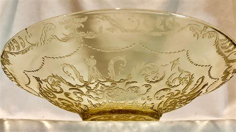 Vintage Yellow Depression Glass Madrid Pattern Serving Bowl/ Centerpiece