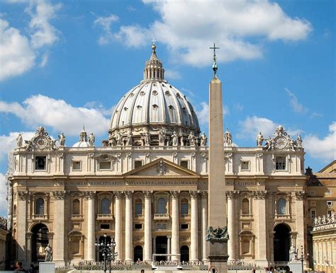 Ten essential artworks to see in Vatican City