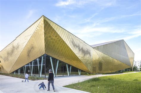 Gallery of La Fontaine Sports Complex / archi5 + Tecnova Architecture - 6