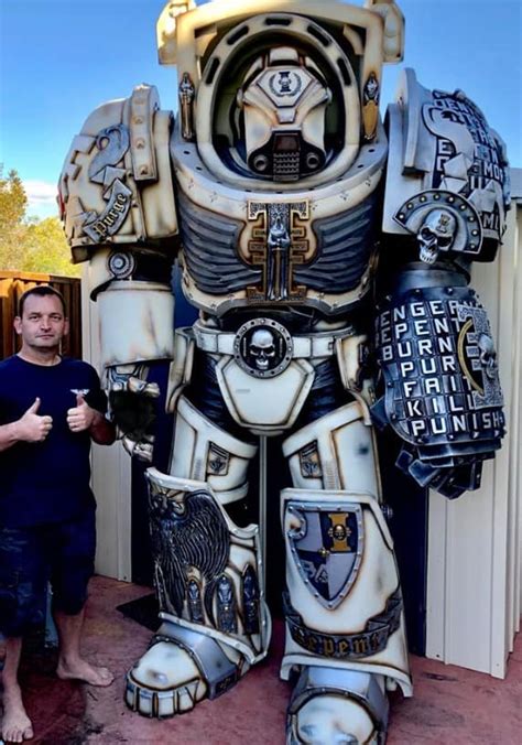 40k Cosplay Done Right: 2 Sets of Space Marine Armor! - Spikey Bits