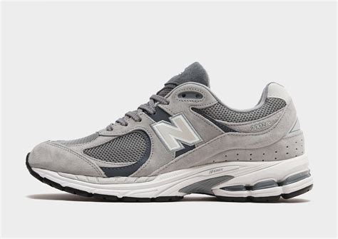 Grey New Balance 2002R | JD Sports UK