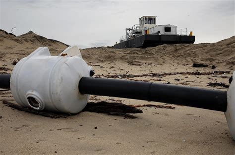 Deal reached to close sand mine allegedly eroding Monterey Bay