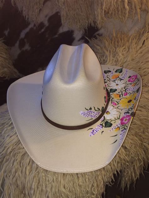 Custom painted cowboy hat | Country hats, Cowgirl hats, Cowboy hats