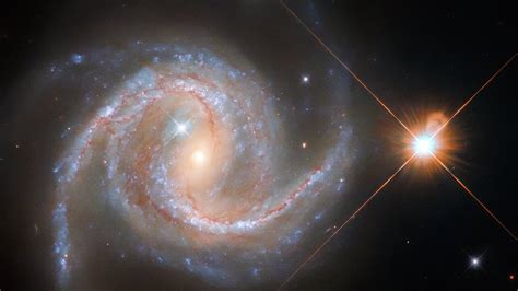 Milky Way stars photobomb spiral galaxy in stunning Hubble photo | Space