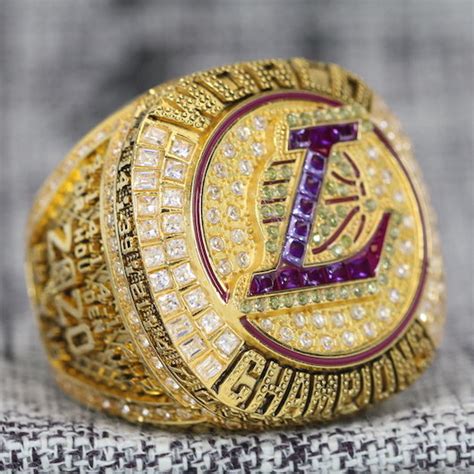 Los Angeles Lakers NBA Championship Ring (2020) - Premium Series ...