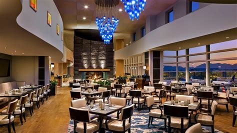 Globe @ YVR - Fairmont Vancouver Airport Restaurant - Richmond, BC ...