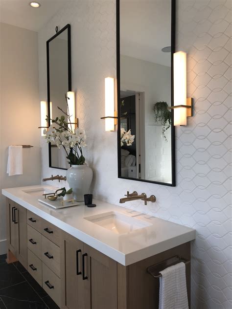 24++ Bathroom vanity mirror with lights custom | bathroomcabinetinspiration