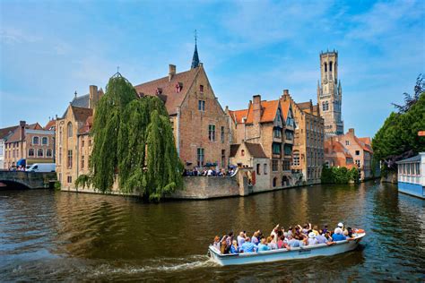 Bruges Canal Tour: Complete Travel Guide (2024)