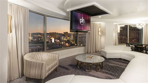 Planet Hollywood Las Vegas Panorama Suite | Planet hollywood, Planet ...