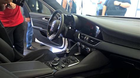 Clear view of Alfa Romeo Giulia interior shows sporty layout ...