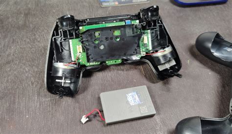 PS4 Controller Battery Replacement Guide: Save Your DualShock 4 From ...