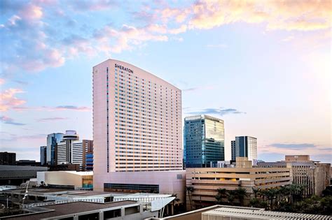 Sheraton Phoenix Downtown | Classic Vacations