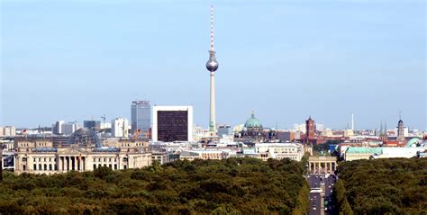 Datei:Berlin skyline 2009w.jpg – Wikipedia