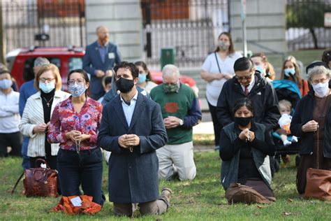 Archbishop leads rosary, exorcism to bring peace to Portland, Ore ...