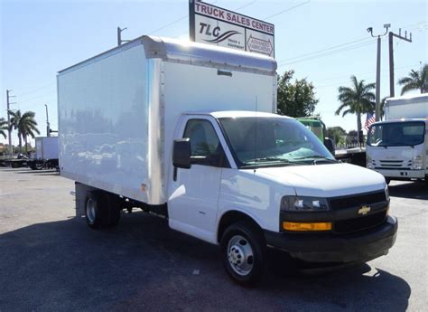 2019 Chevrolet Express 3500 Cutaway 12ft Dry Box Cargo Truck 16570 ...