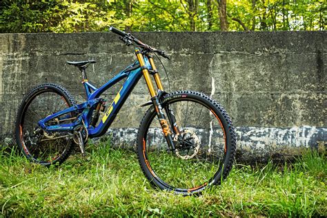 GT Fury Downhill Bike Returns! - Singletrack World Magazine