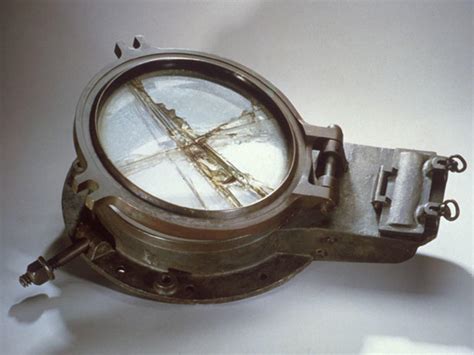 Titanic artifacts up for auction