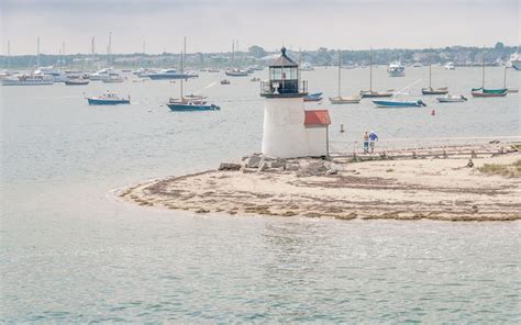 How To Visit All 3 Nantucket Lighthouses (2024) - New England Wanderlust