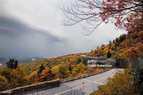 The Linn Cove Viaduct High-Res Stock Photo - Getty Images