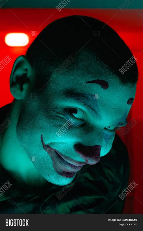 Close- Portrait Joker Image & Photo (Free Trial) | Bigstock