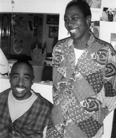 Tupac Shakur Family: Wife, Mother, Father, Brothers & Sisters ...