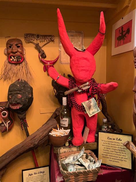 New Orleans Voodoo Museum & Voodoo Tours