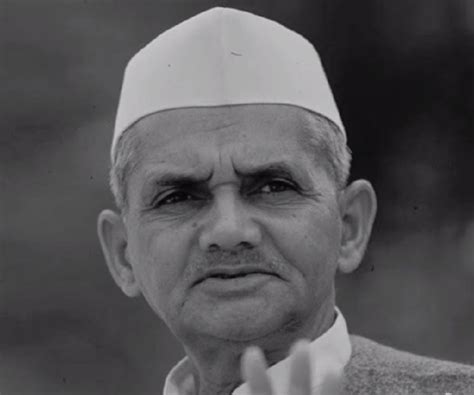 Lal Bahadur Shastri Biography - Facts, Childhood, Family Life ...