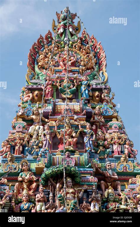 Hindu temple in Little India, Singapore Stock Photo - Alamy