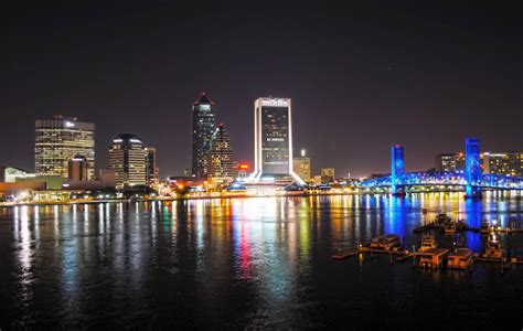 Skyline of Jacksonville, Florida at night image - Free stock photo ...