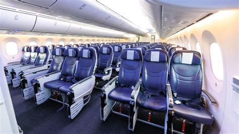 Best Seats on the TUI Dreamliner for Extra Legroom (2024 Guide)