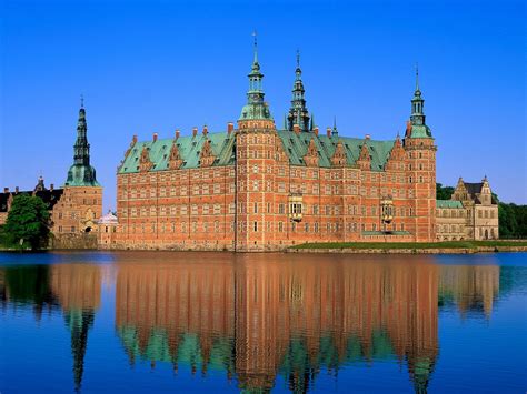 Frederiksborg Castle, Denmark, Reflection wallpaper 🔥 FREE Best backgrounds