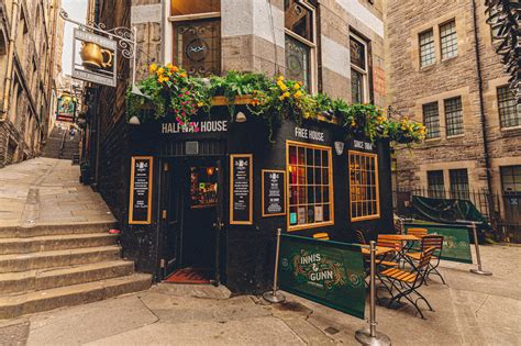 Halfway House - Old Town Pub Co.