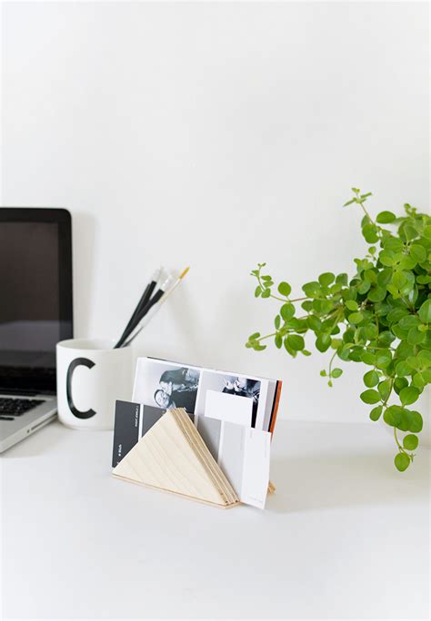 DIY minimal desk tidy — Caroline Burke | Burkatron