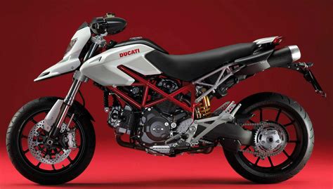 DUCATI Hypermotard 1100 (2008-2009) Specs, Performance & Photos ...